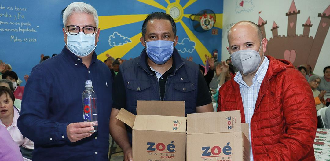 Gracias a Zoé Water se entregaron más de 400 aguas a personas vulnerables.