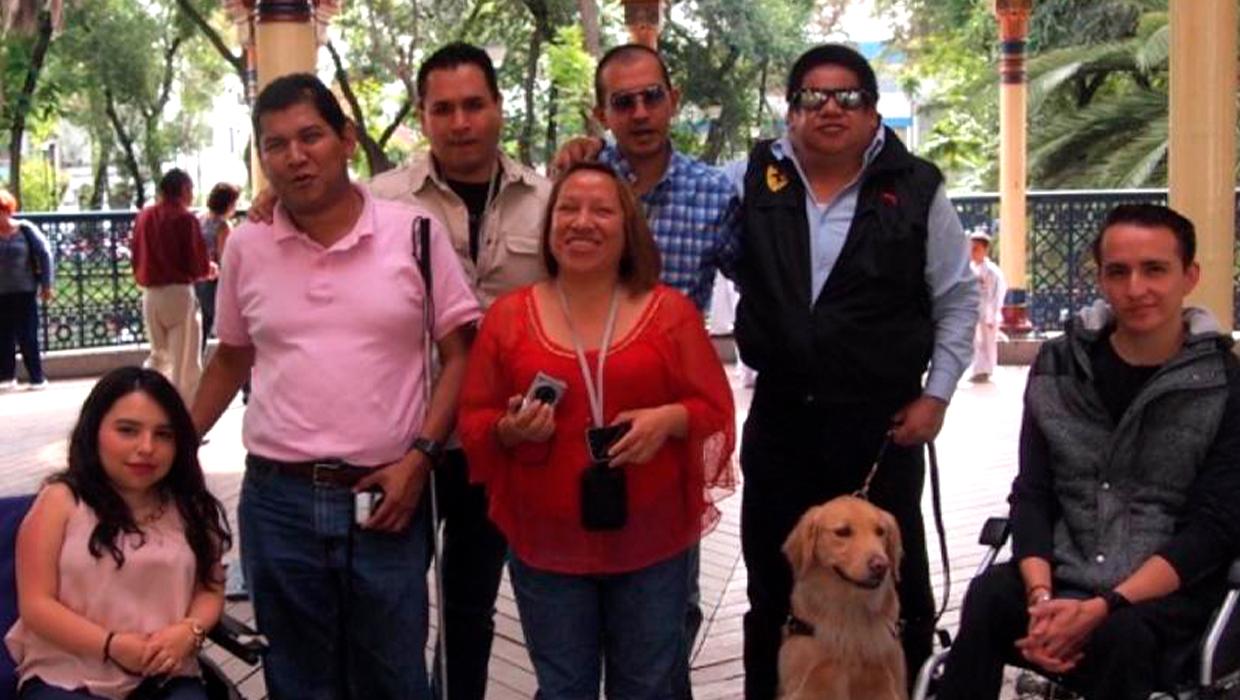 OJOS QUE SIENTEN